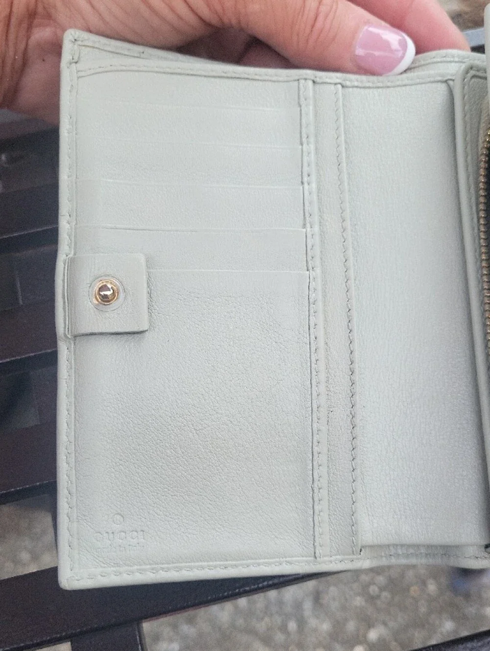 Gucci Embossed GG Leather Wallet with Gold Plaque - Picture 12 of 16